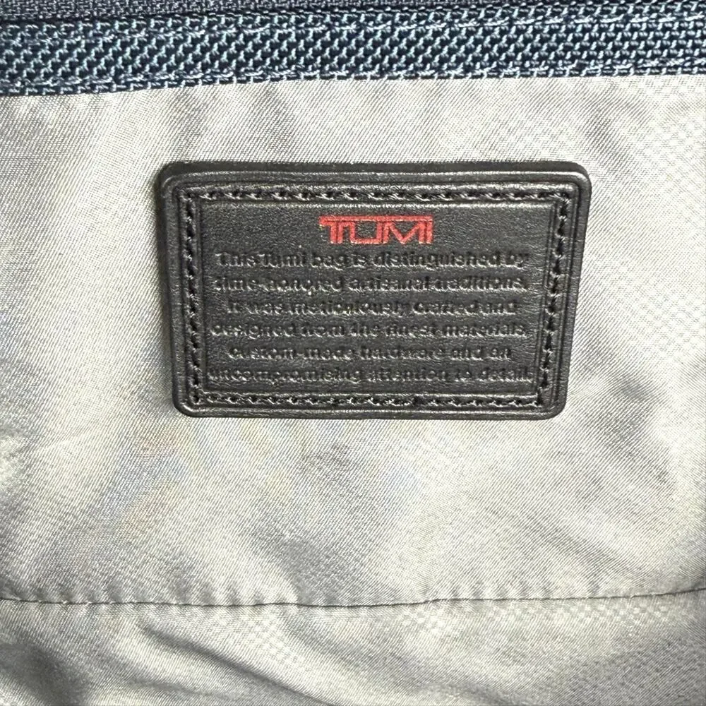 Tumi alpha black
